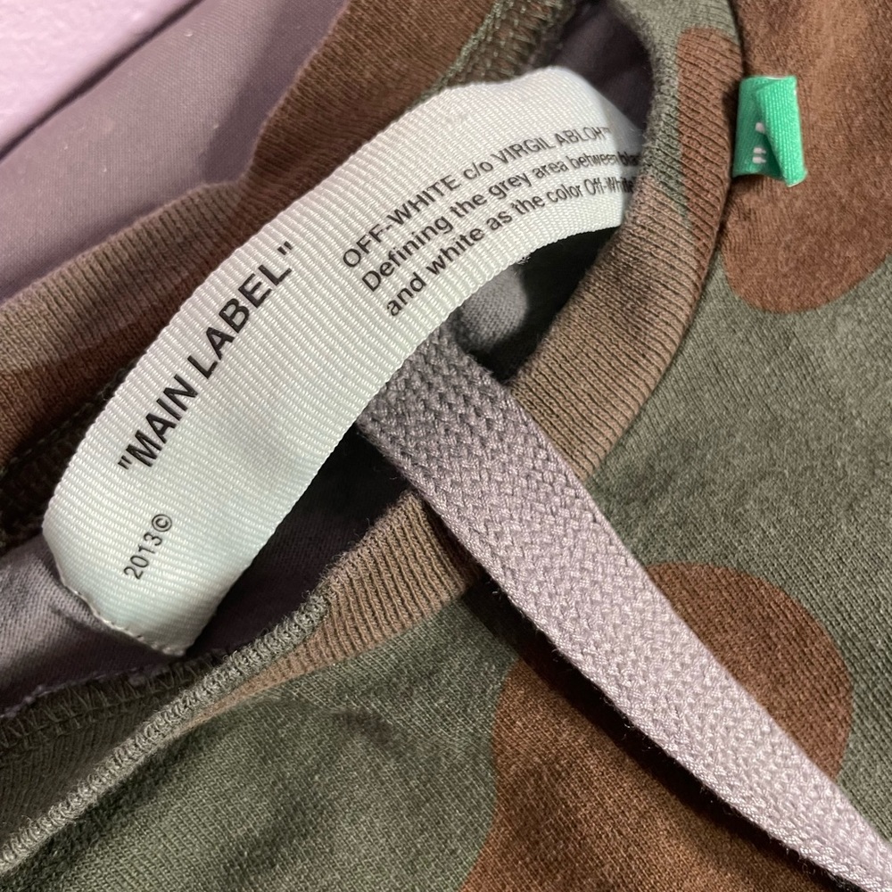 Off white shirt bought off Farfetch. Size xs